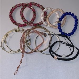 Assorted bracelet bundle